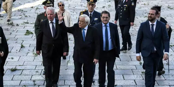 Παυλόπουλος: Οφείλουμε να υπερασπιστούμε τους πρόσφυγες Παυλόπουλος: Οφείλουμε να υπερασπιστούμε τους πρόσφυγες