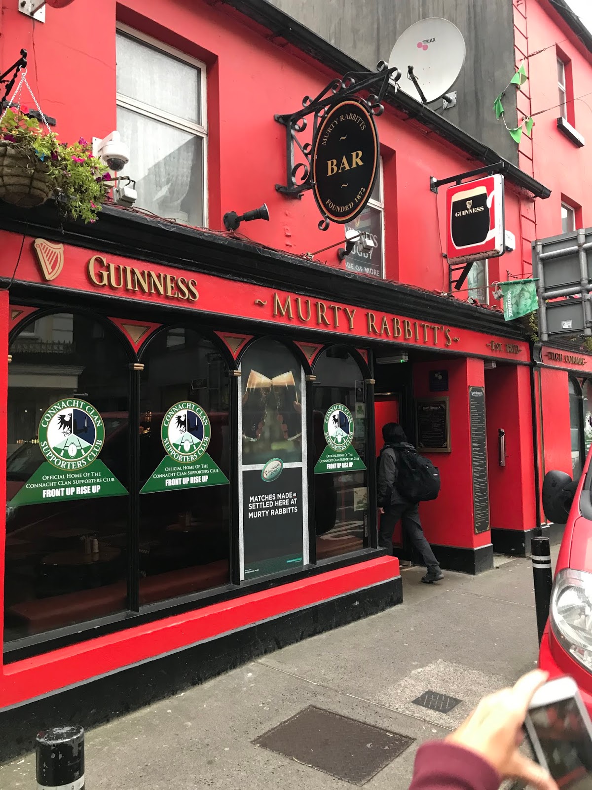 Musings Over a Barrel Irish Pubs