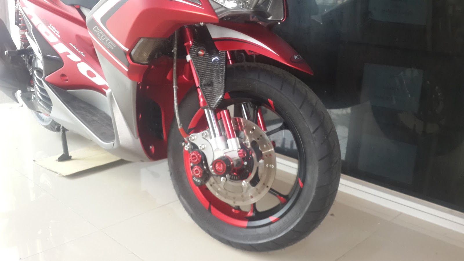 Стоп сигнал Yamaha Aerox