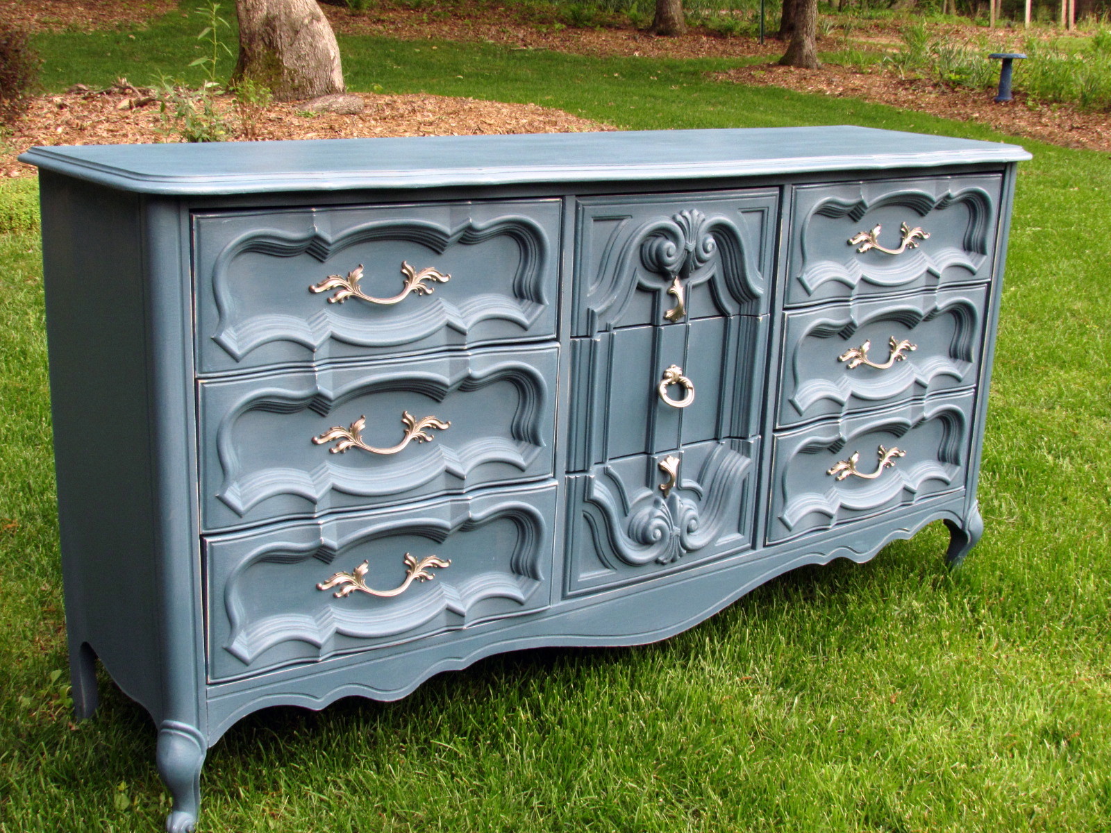 Wildwood Creek Dresser in Aubusson Blue Chalk Paint