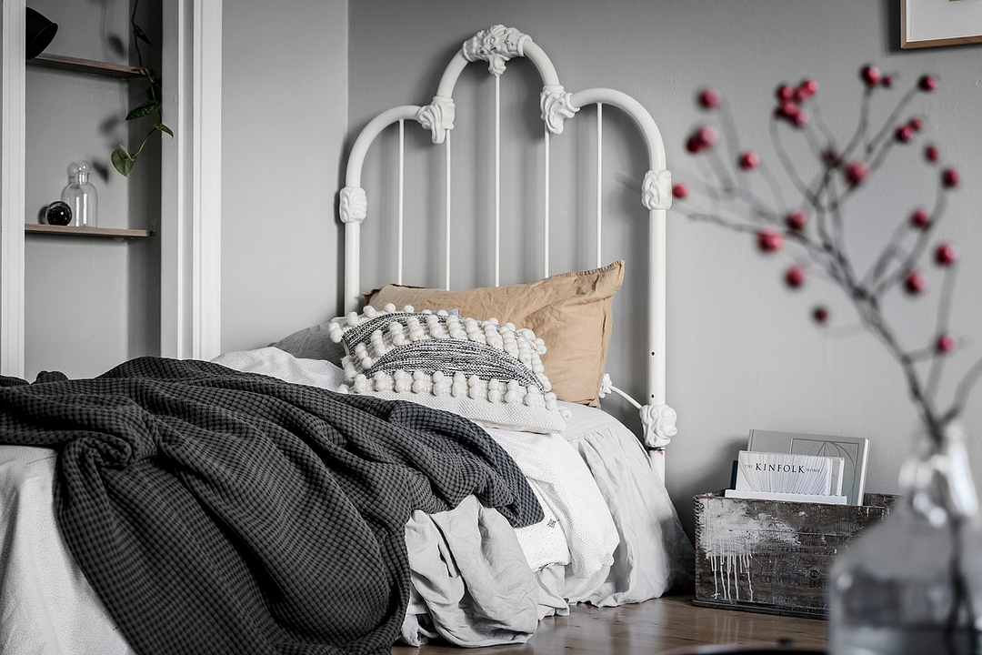 AU COIN MAIS PAS NÉGLIGÉ