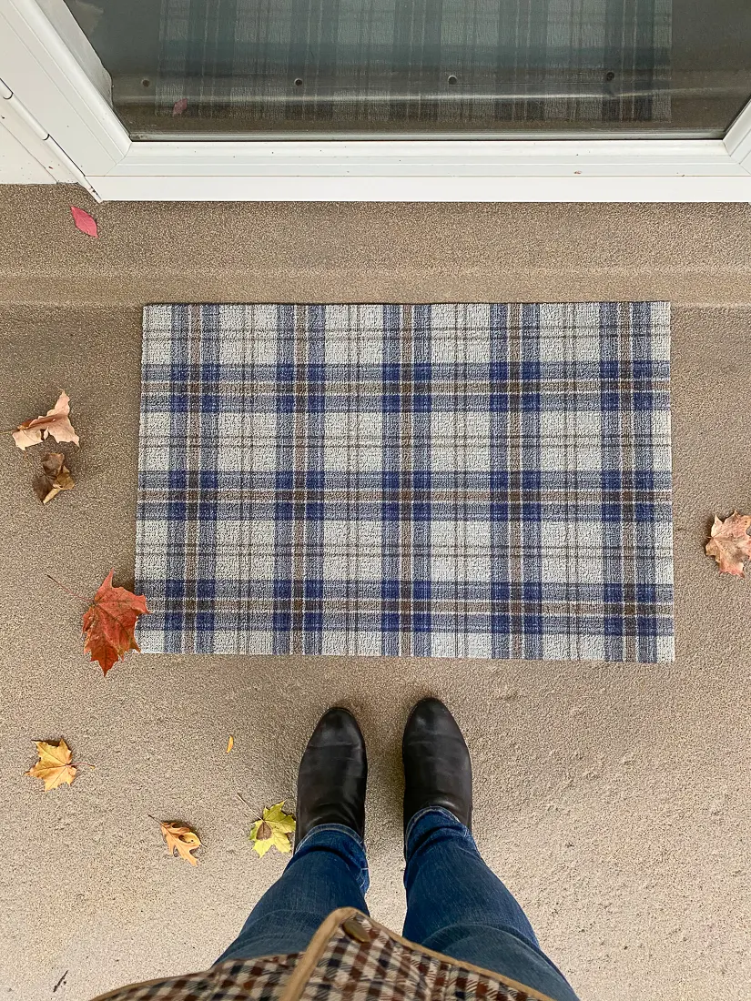 plaid outdoor mat, plaid welcome mat, plaid outdoor rug, modern plaid rug
