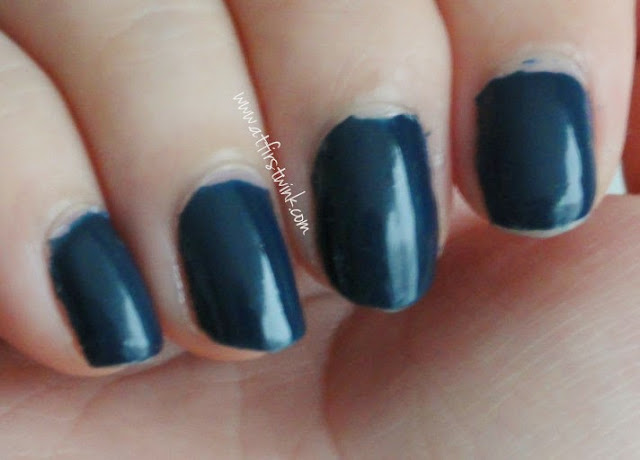 Etude House nail polish DBL602 - Maybe Navy