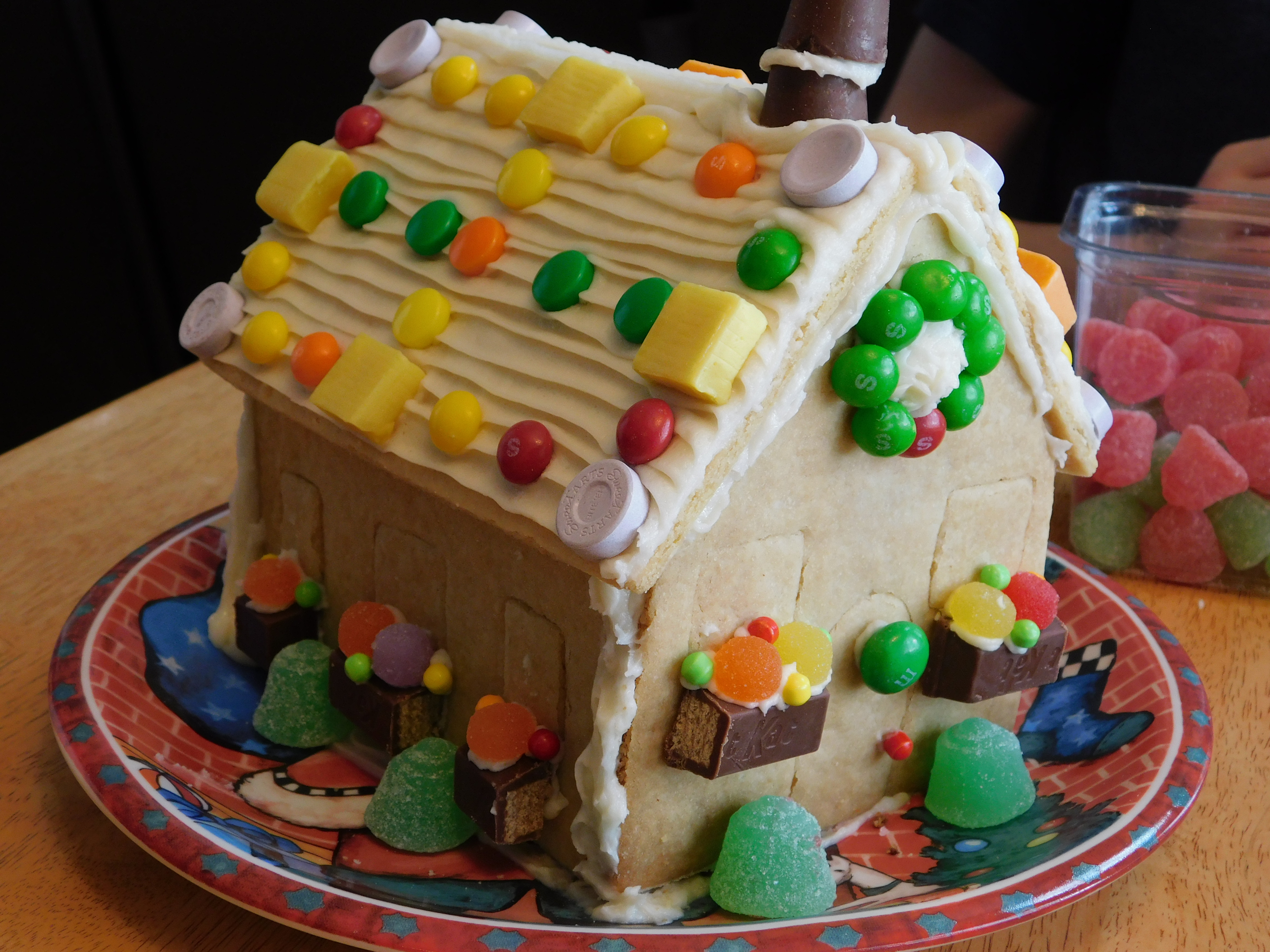Making a Sugar Cookie "Gingerbread" House
