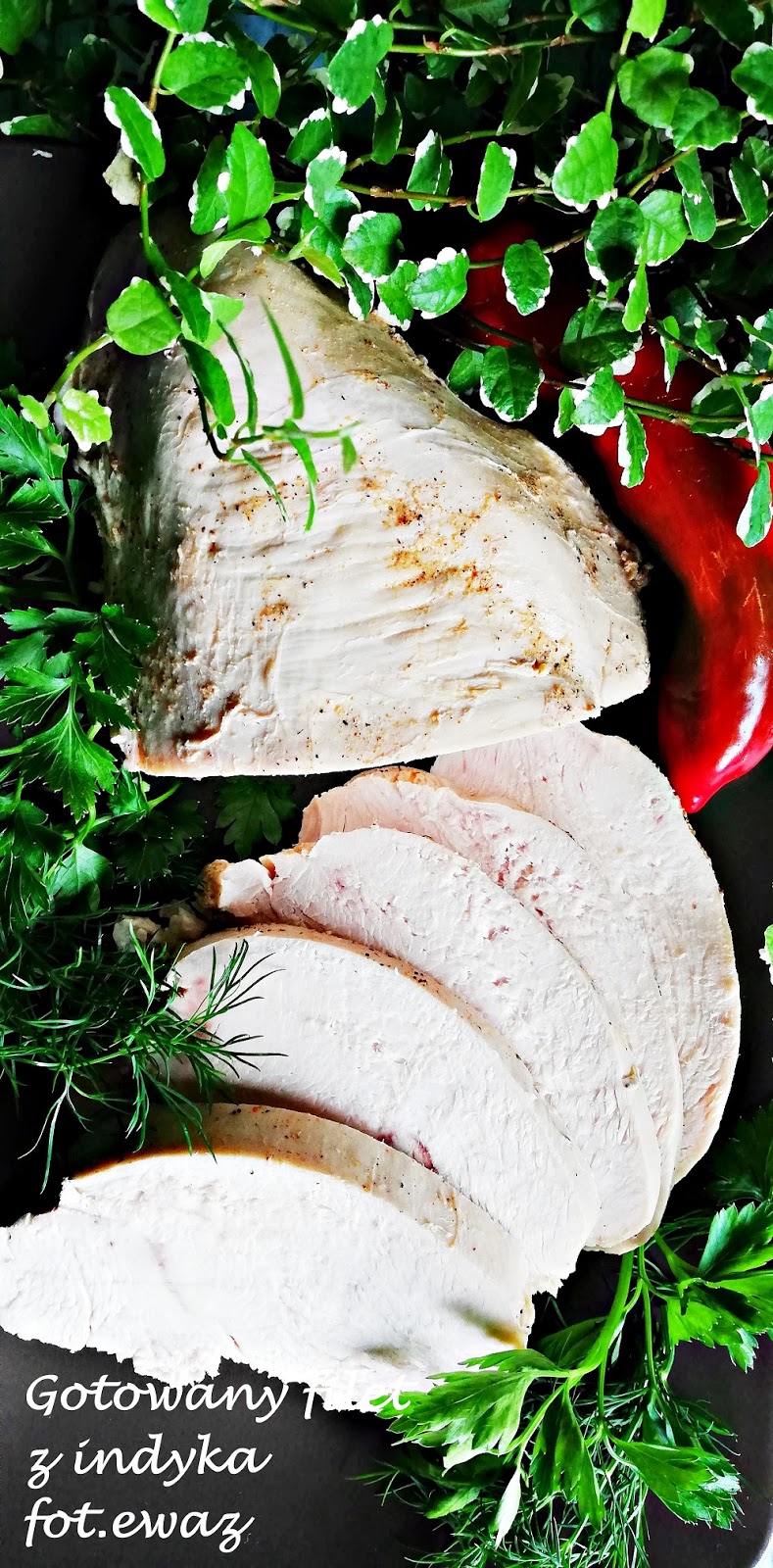 Ewa w kuchni Gotowany filet z indyka