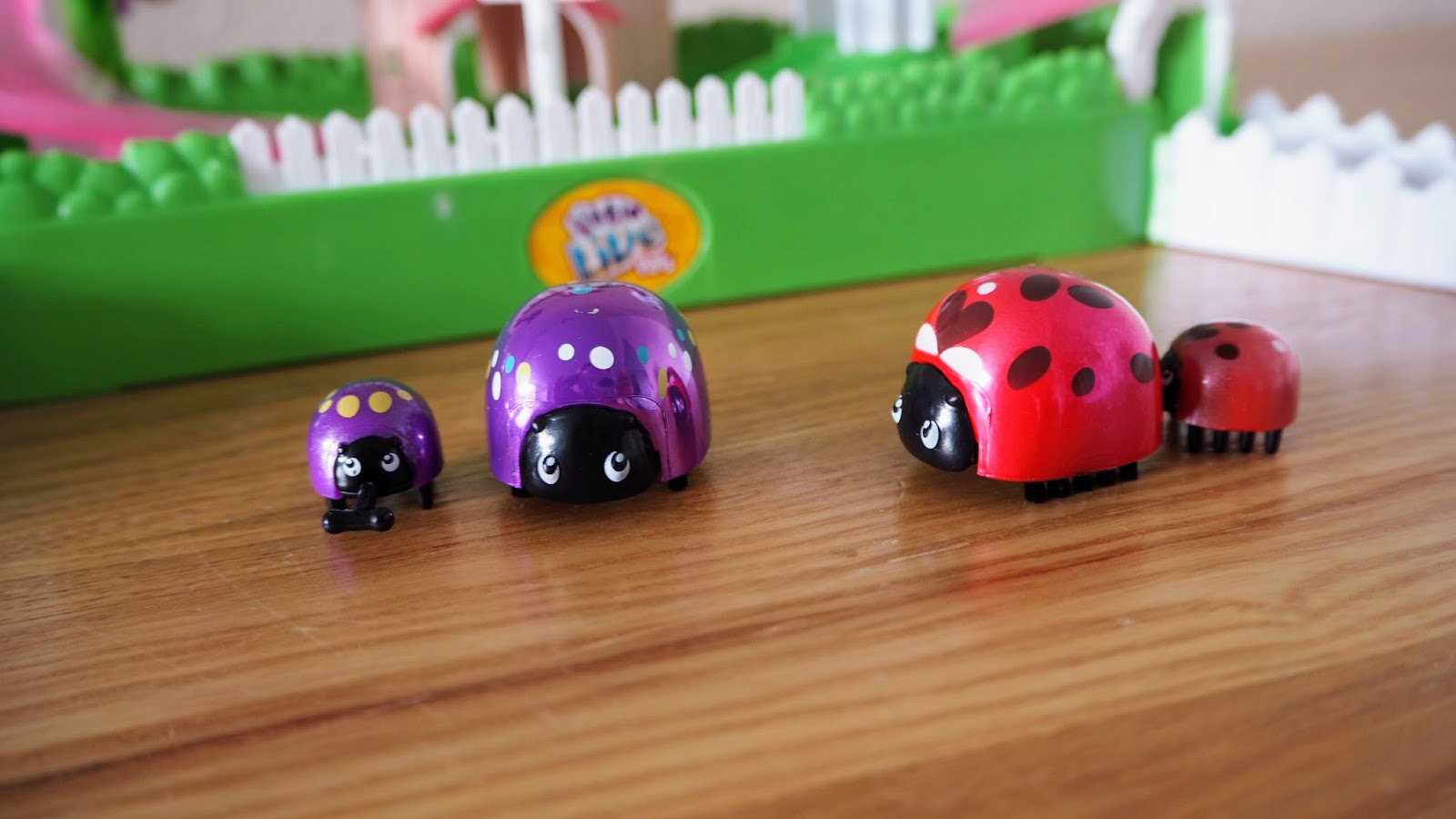 little live pets ladybug battery