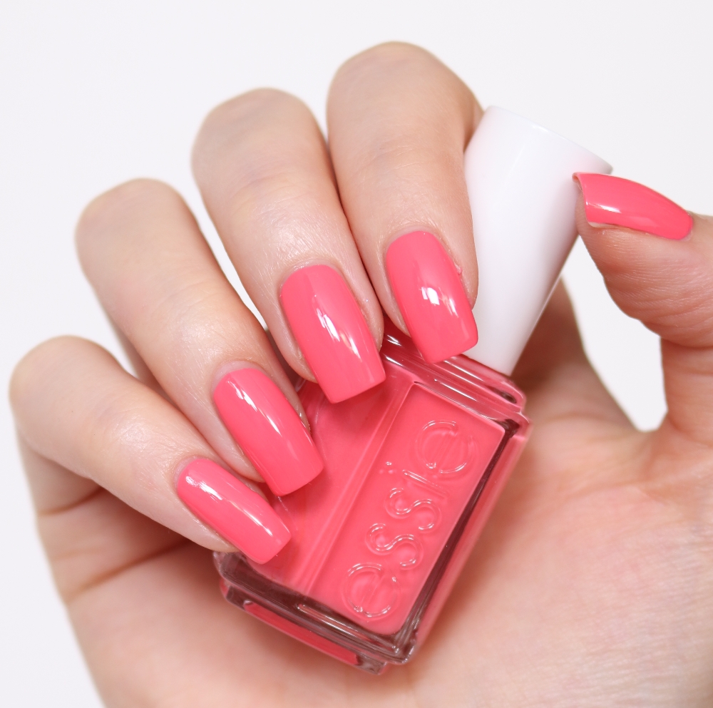 MacKarrie Beauty Style Blog Essie Throw In The Towel