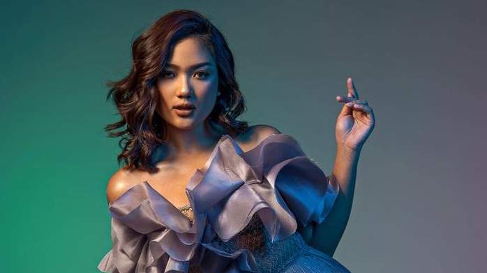 Lirik Lagu Marion Jola - Pergi Menjauh Lirik Lagu Marion Jola - Pergi Menjauh