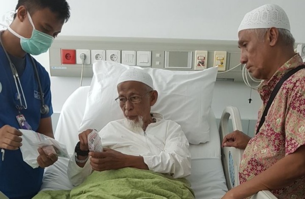 Jokowi Kasih Grasi ke Koruptor Sakit, PKS: Kenapa Perlakuan Beda ke Ustadz Baasyir?