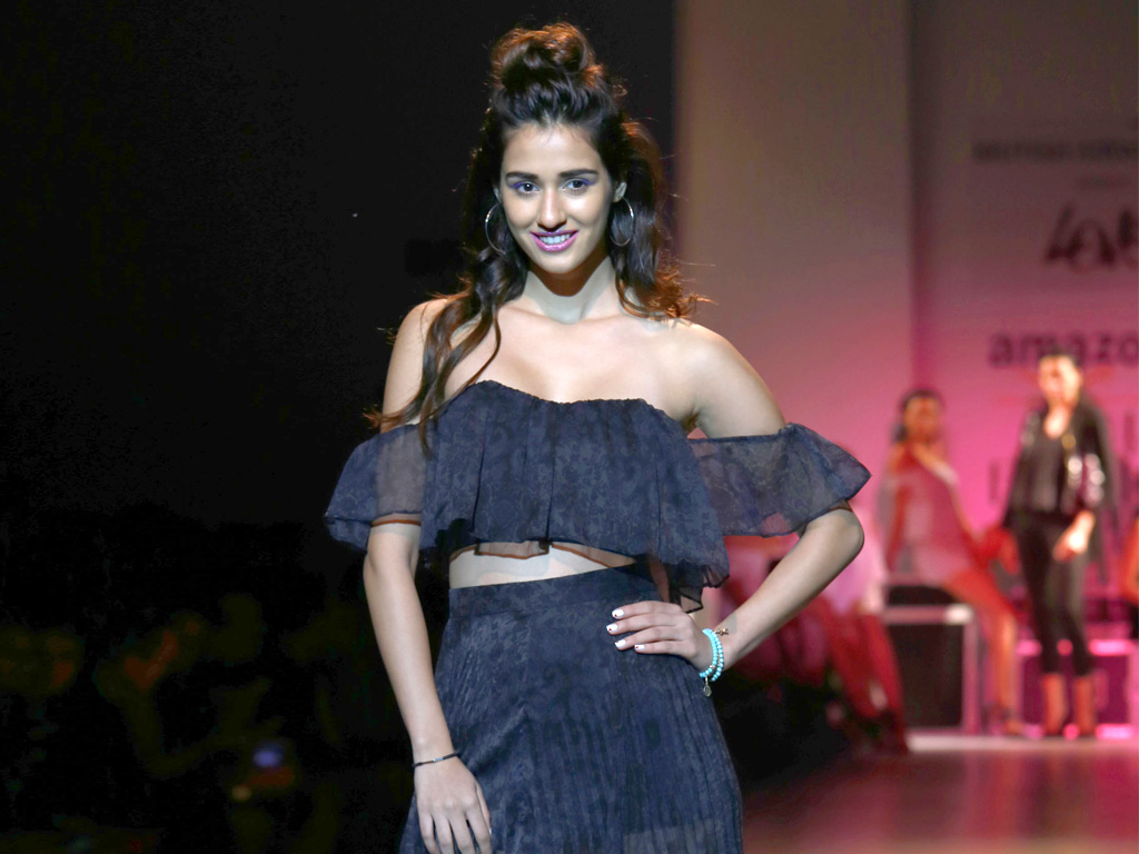 Disha Patani hot photo