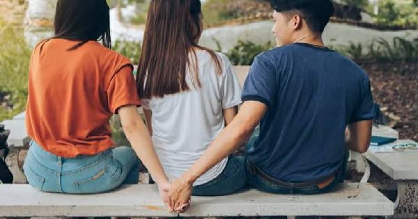 Pria Baik Takan Tergoda Wanita Lain dan Wanita Baik Takan Merebut Milik Orang Lain