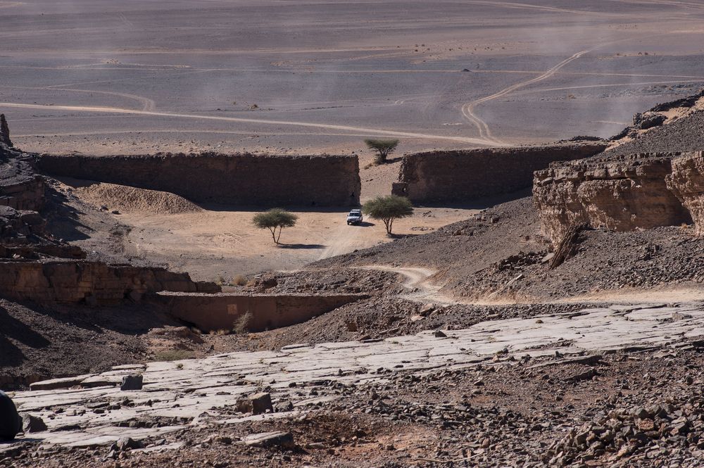 Gara Medouar The Spectre Crater Amusing Planet gara-medouar-the-spectre-crater-amusing-planet