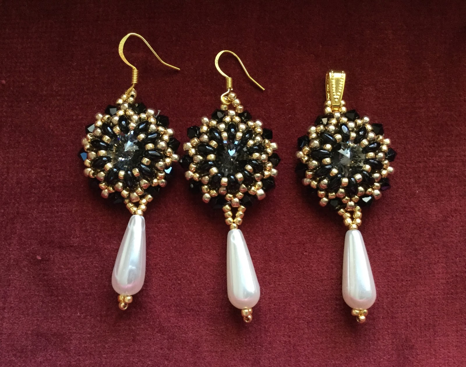 Jewelry by Jasvanti: Salento Earrings and Pendant