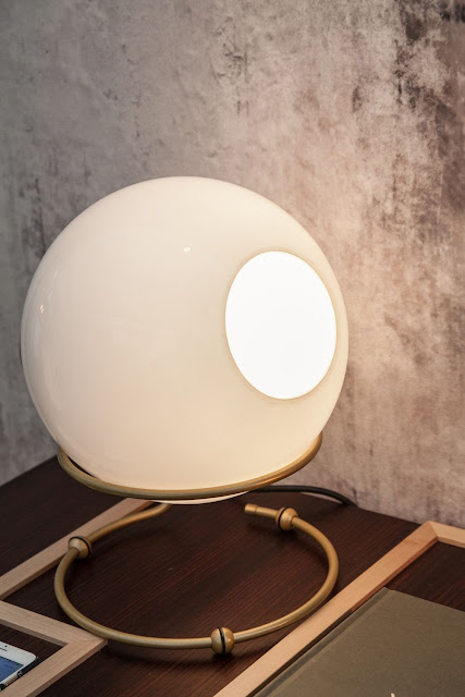 Modern Bedside table lamp designs - 8