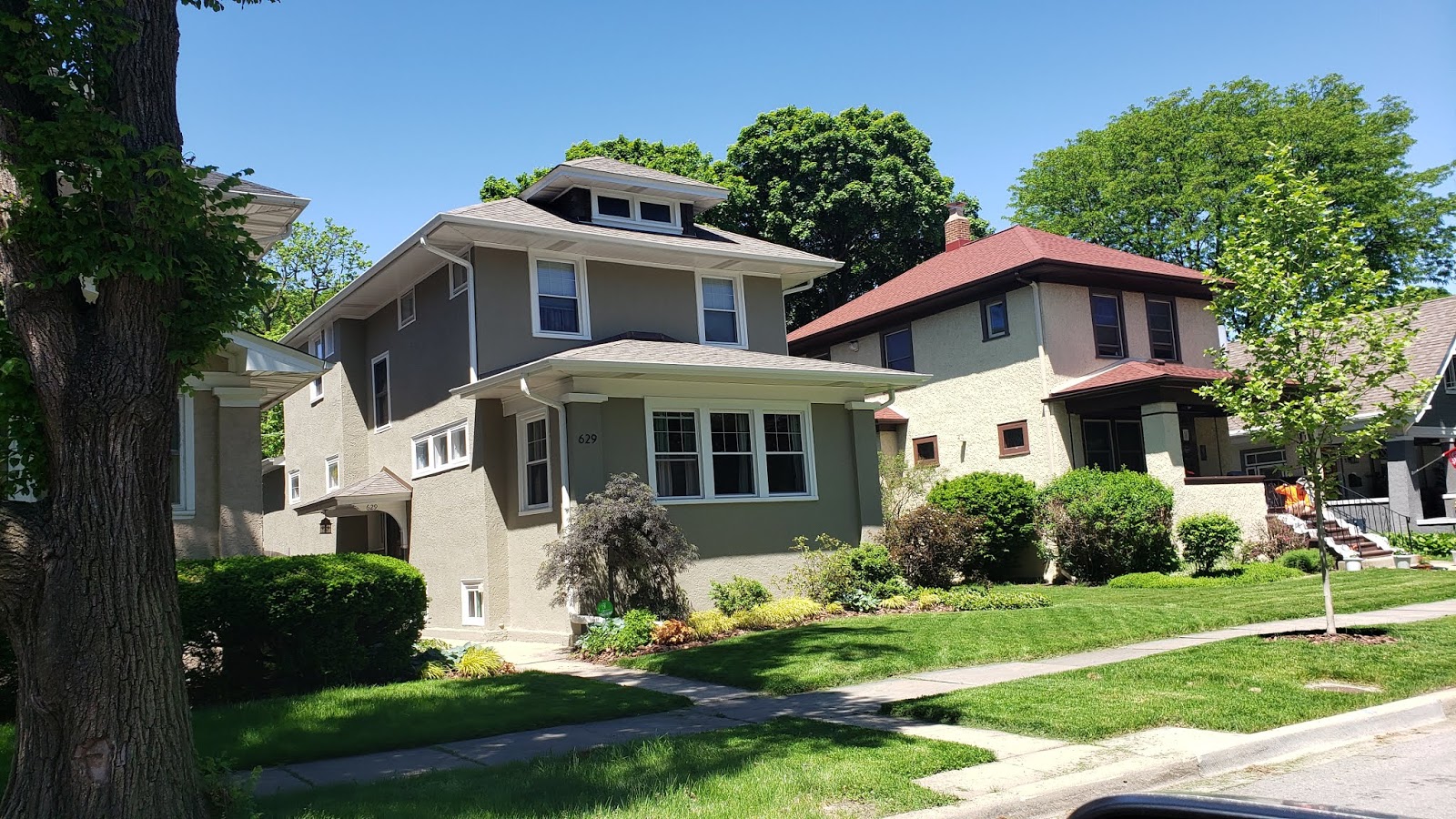 The Chicago Real Estate Local Home sales in Oak Park's Washington