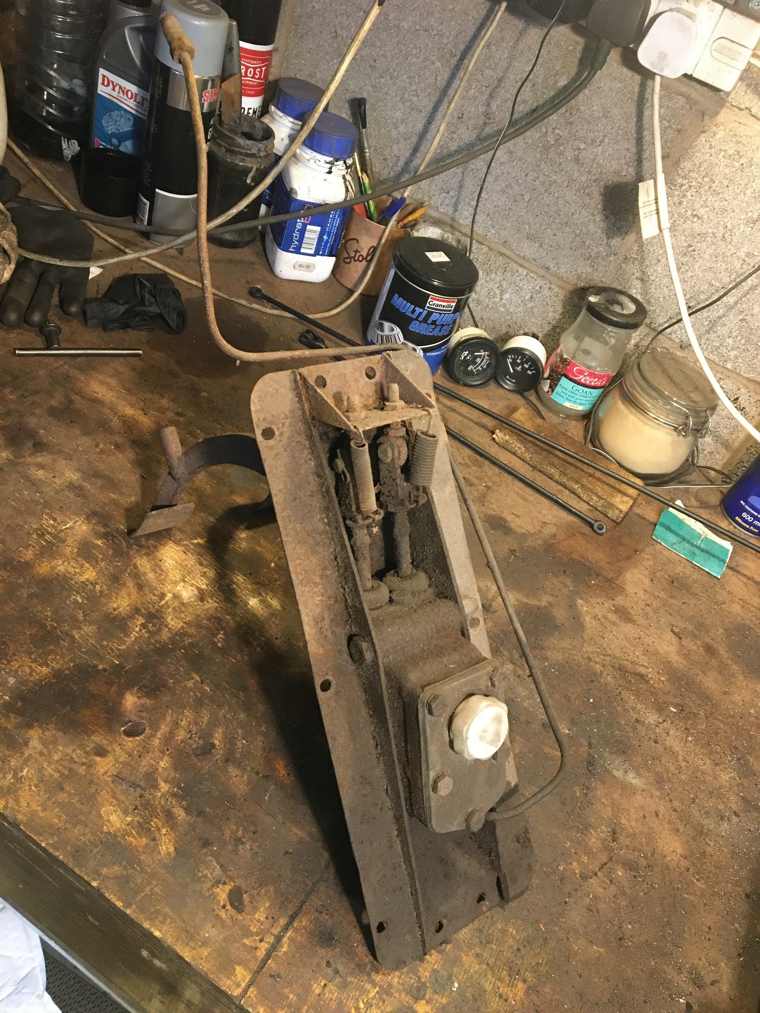 MG Midget 1965 MKII Restoration Project Master Brake Cylinder and Pedal Box Rebuild