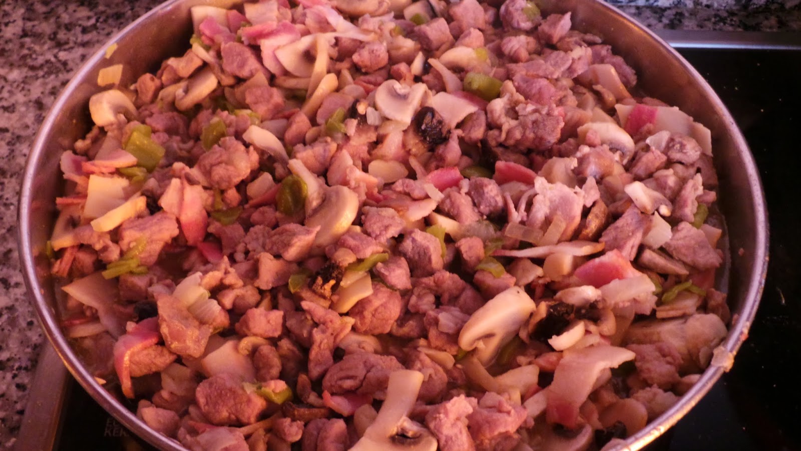 Gastronomicous en español...: Samy's dish... Tacos de Albañil...