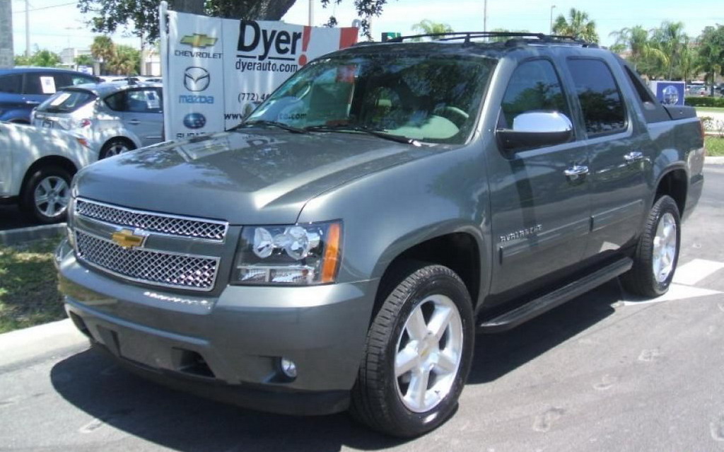 2011 Chevrolet Avalanche | Cars Specs