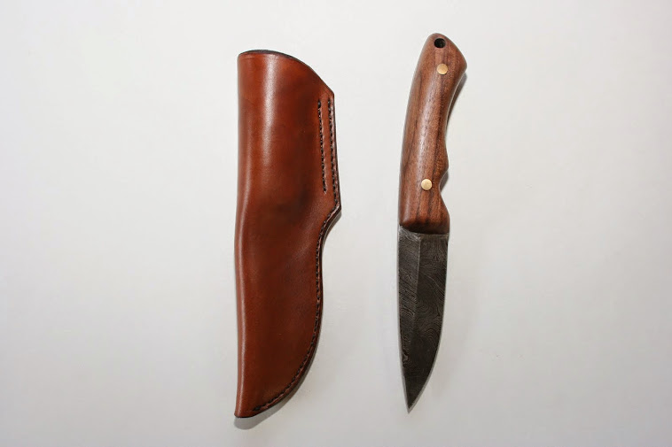 Custom 'left handed cross draw knife sheath'