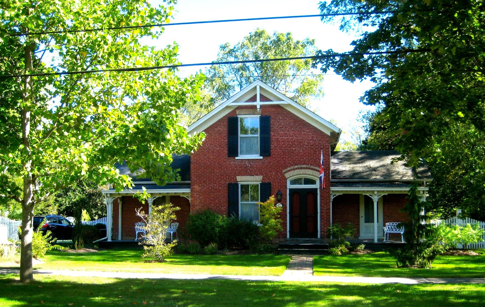 Pretty Homes Of Niagara On The Lake