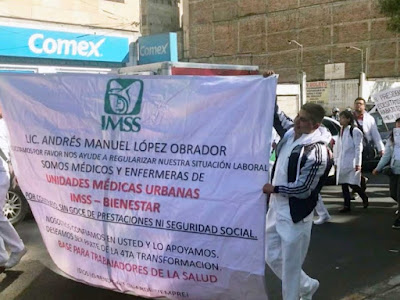 Urgen médicos y enfermeras de Veracruz ser reubicados en sus puestos