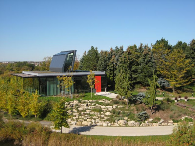 Picture of the Centre for urban ecology in Toronto