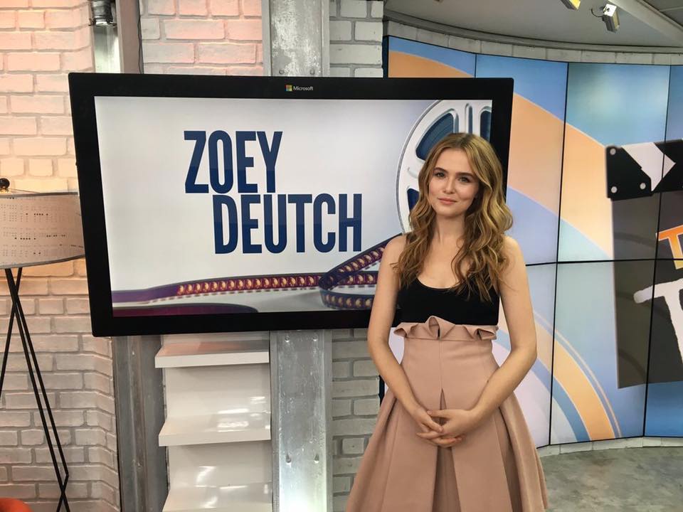 Zoey Deutch