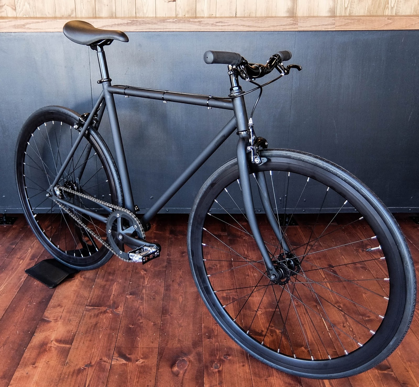 ラバネロピストバイクトップチューブ570mm