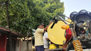 Beberapa Hari yang lalu Penyemprotan Disinfektan Di Kebon Duren Depok Beberapa Hari yang lalu Penyemprotan Disinfektan Di Kebon Duren Depok