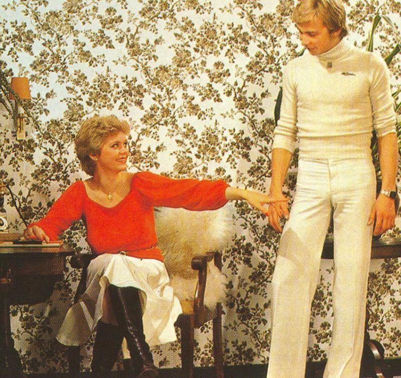 26 Cool Pics of Couples That Defined Fashion Trends of the 1980s