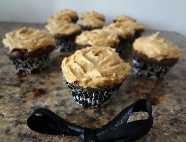 Dark Chocolate Peanut Butter Cupcakes Dark Chocolate Peanut Butter Cupcakes