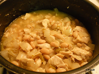 Fantastical Sharing of Recipes: Super Easy Chicken Chili