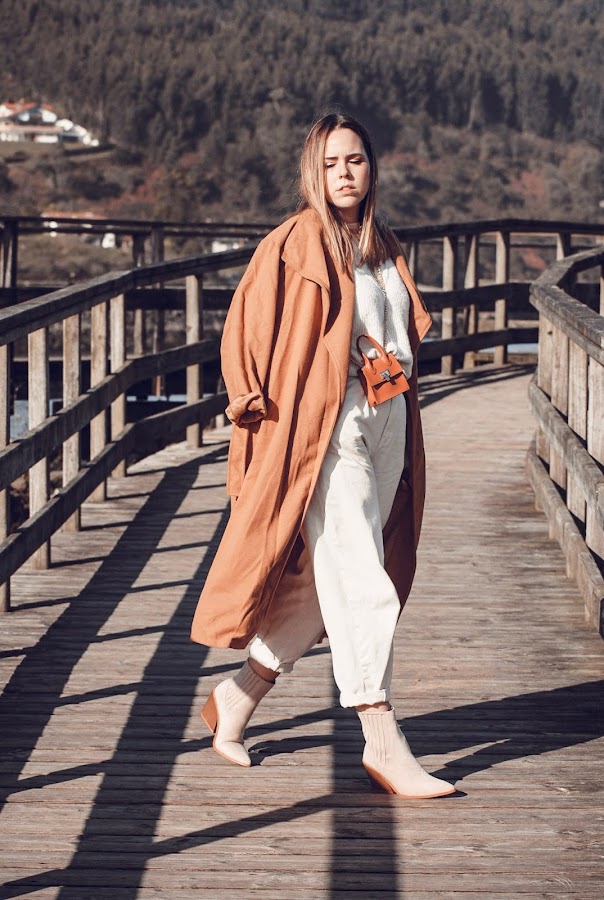 Outfit con pantalones slouchy