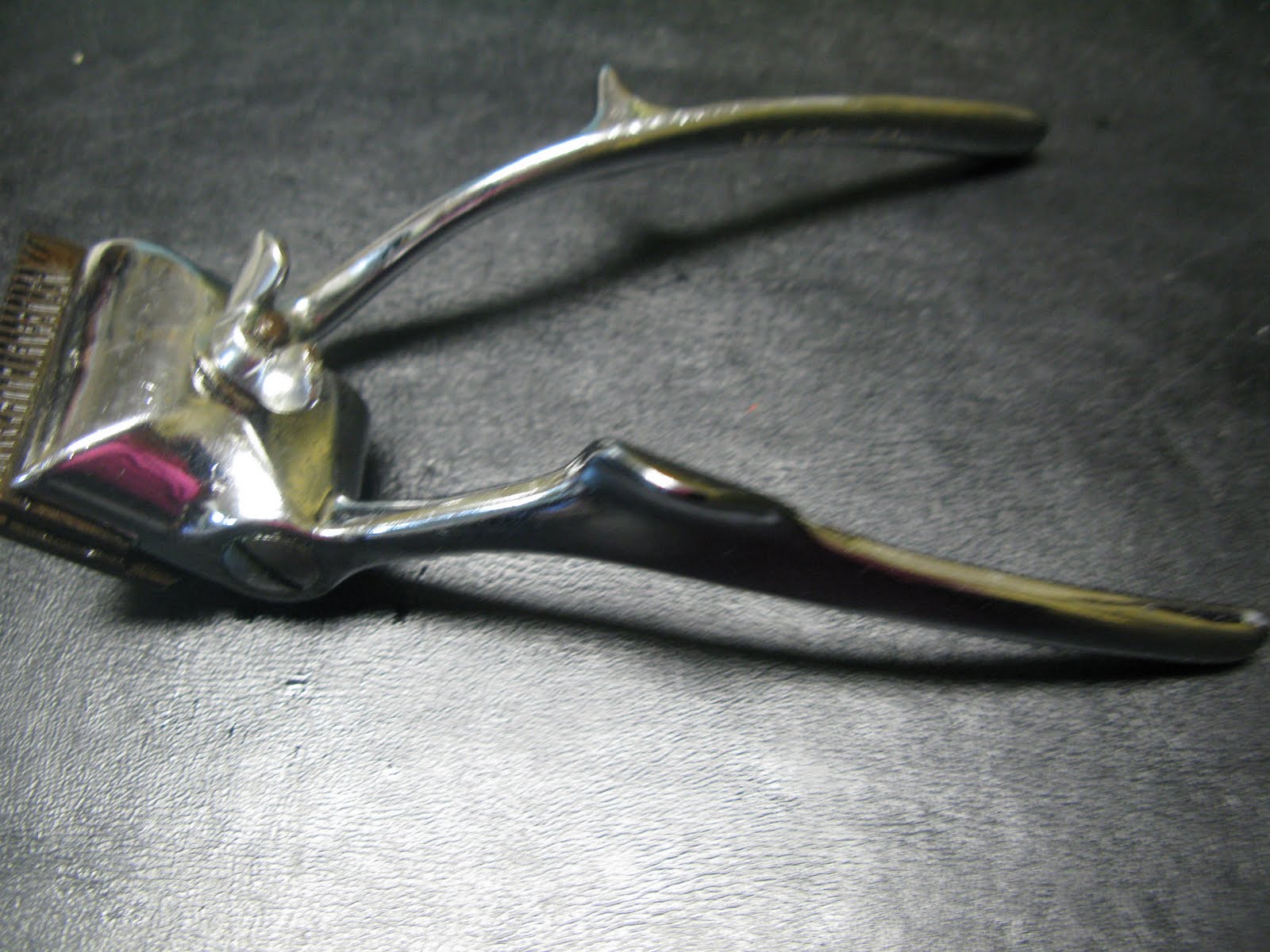 Brass Balls Pawn™ Vintage Priest's Merlin Hair Barber Clipper Clippers for sale Brass Balls Pawn