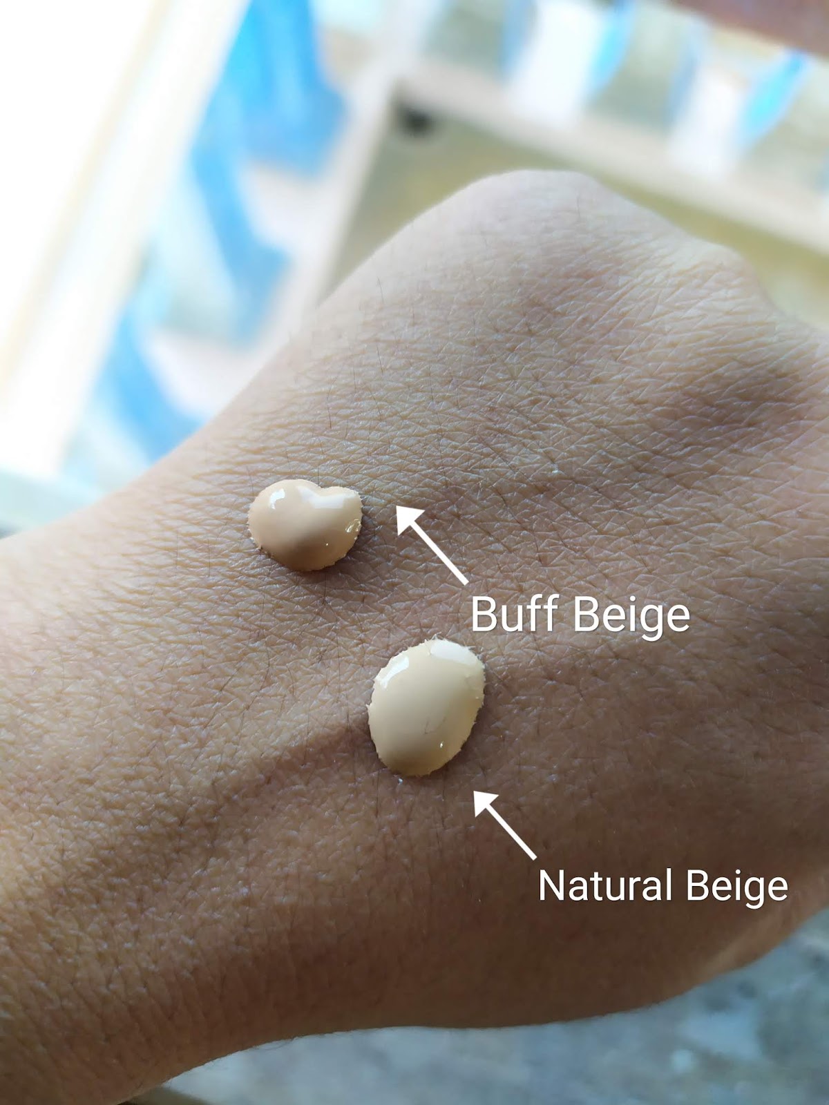 Perbedaan Shade Natural Beige dan Buff Beige Maybelline Foundation