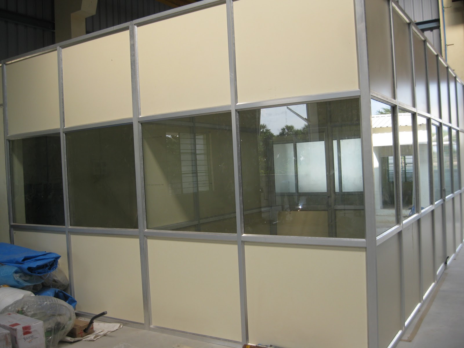 GB TECH ALUMINIUM FABRICATION ALUMINIUM PARTITION