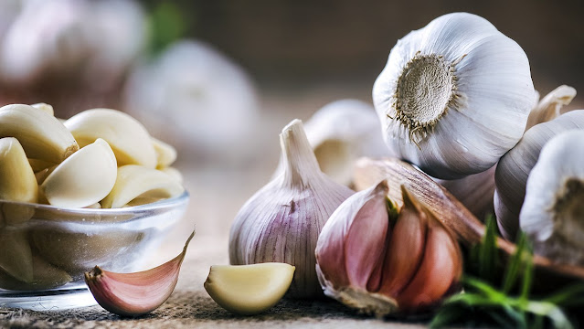 6 safe and effective home remedies for purulent gingivitis The home remedy for purulent gingivitis is easy to do from garlic