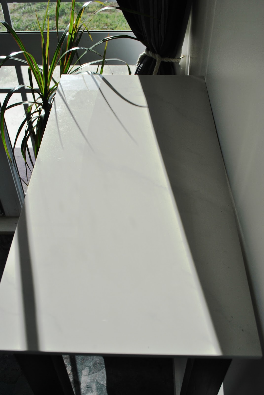 DIY Kiwi: Building a tile top side table