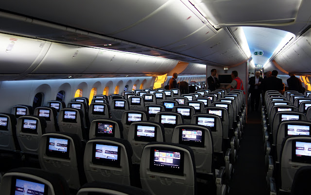 Air Canada Boeing 787-8 Dreamliner Economy Class