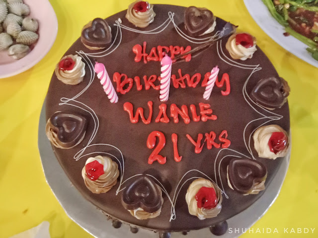 Sanah Helwah Kakak Sayang Sanah Helwah Kakak Sayang