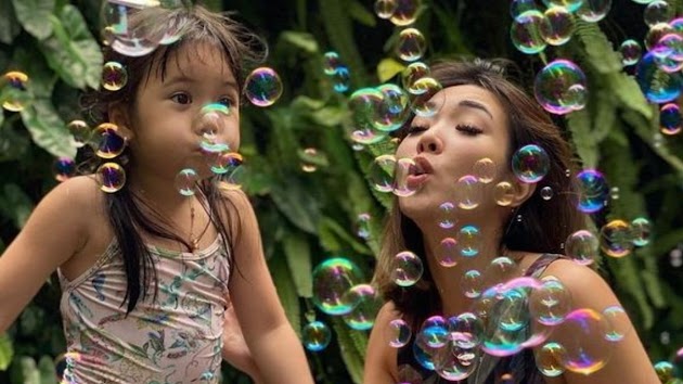 Belum Semua Rahasia Dibuka ke Putri Lucunya, Ibunda Gempi Kena Semprot Netizen, Foto Gisel Ini Jadi Pemicunya