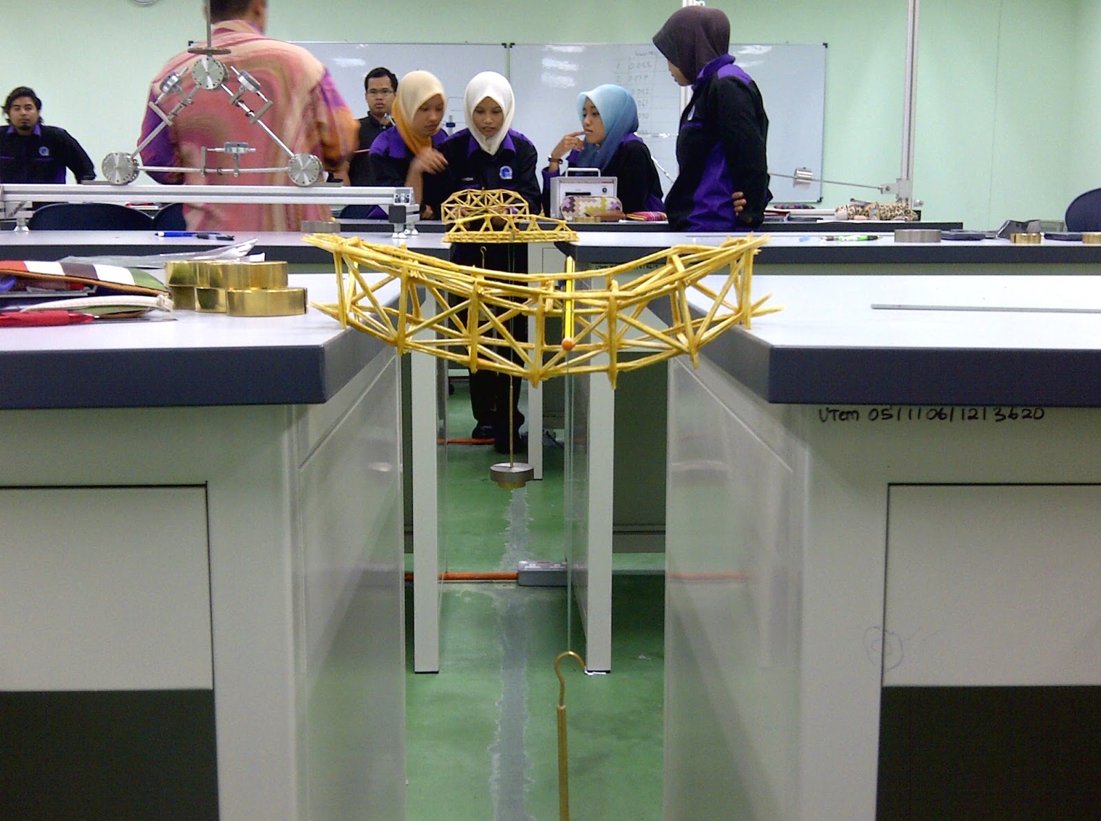 Toothpick Bridges That Hold Most Weight