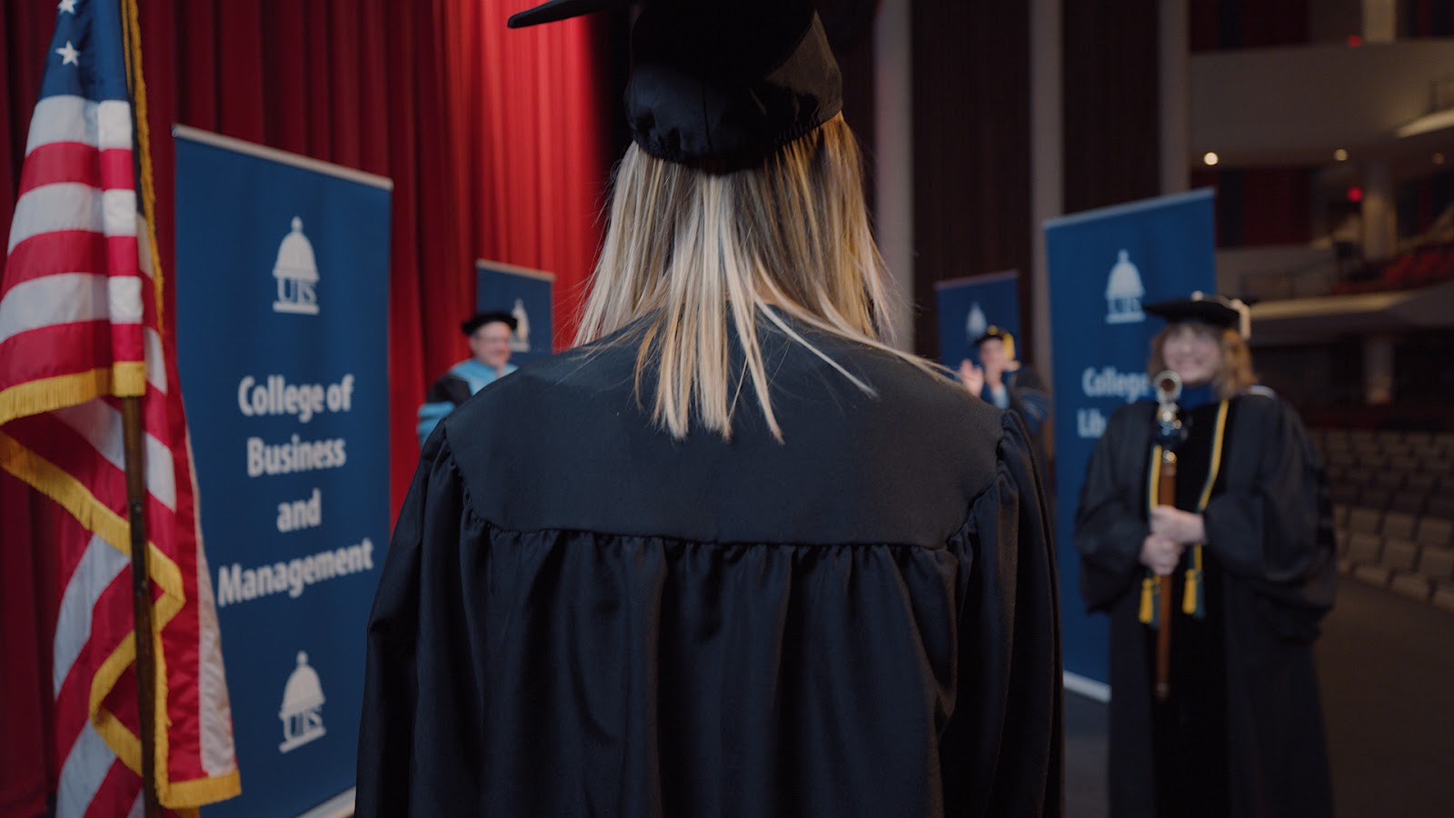 UIS News UIS celebrates the graduation of 1,179 students during