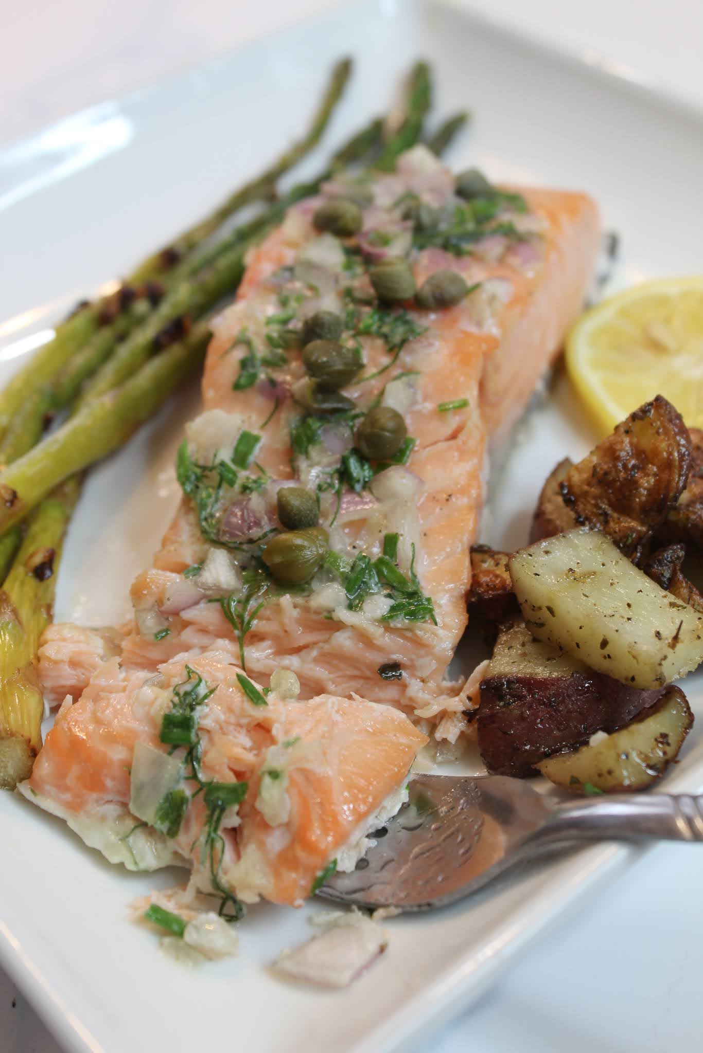 Top Notch Material Baked Lemon and Dill Oshen Salmon