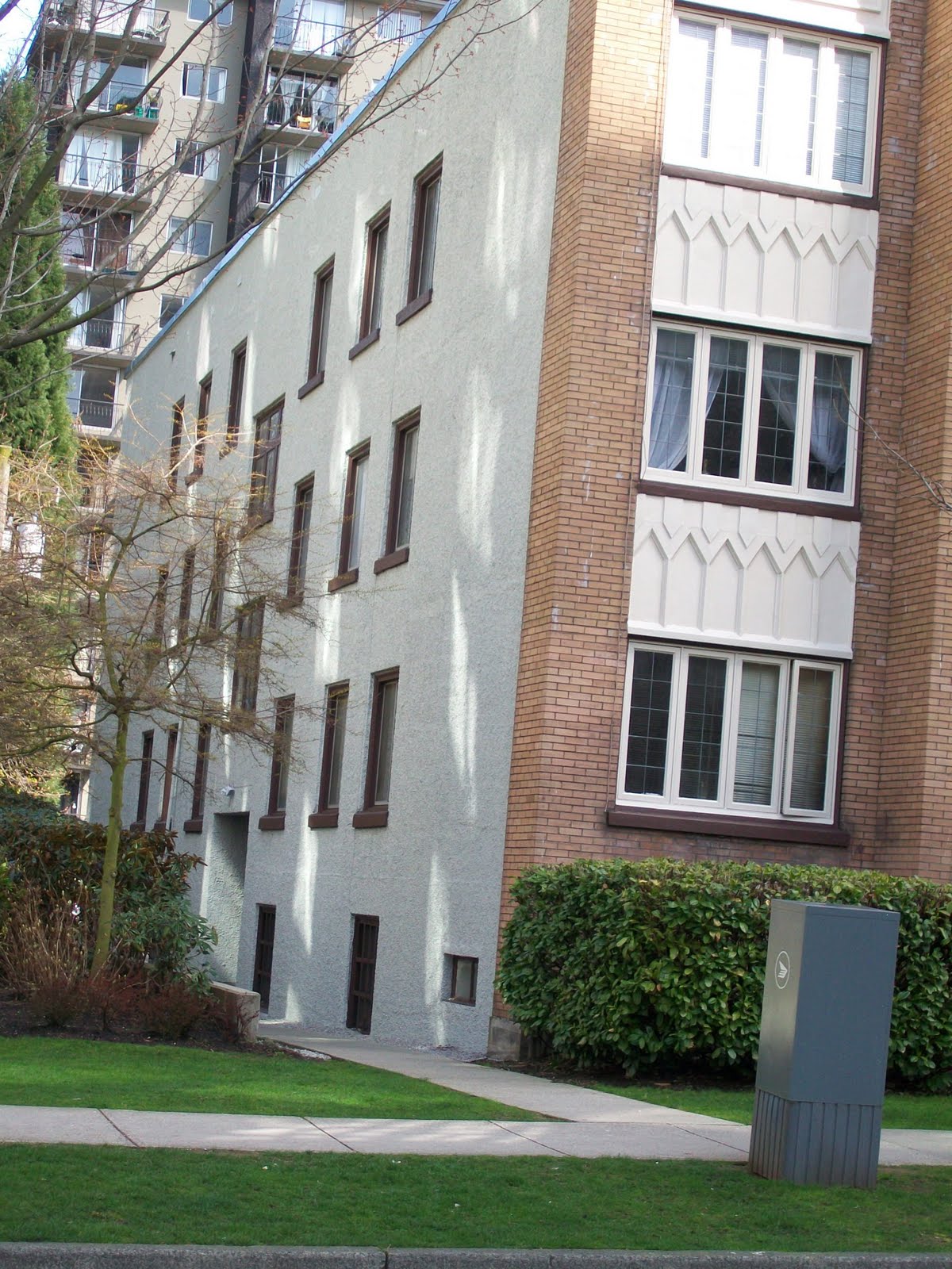 Vancouver Voyager Heritage Apartments