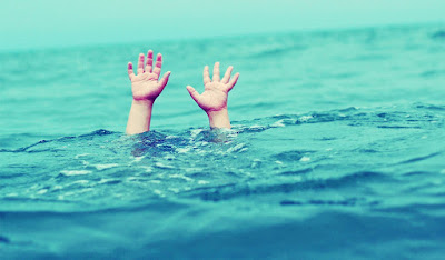 تفسير حلم غرق شخص عزيز أو غرق الطفل أو الغرق في بركة أو انقاذ شخص من الغرق في المنام