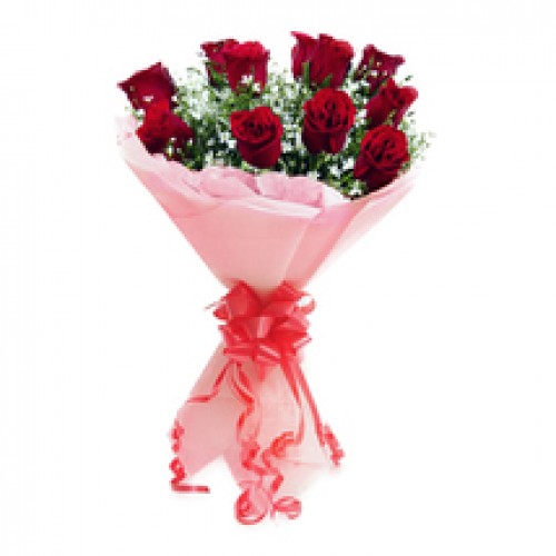 send Valentine flowers in India
