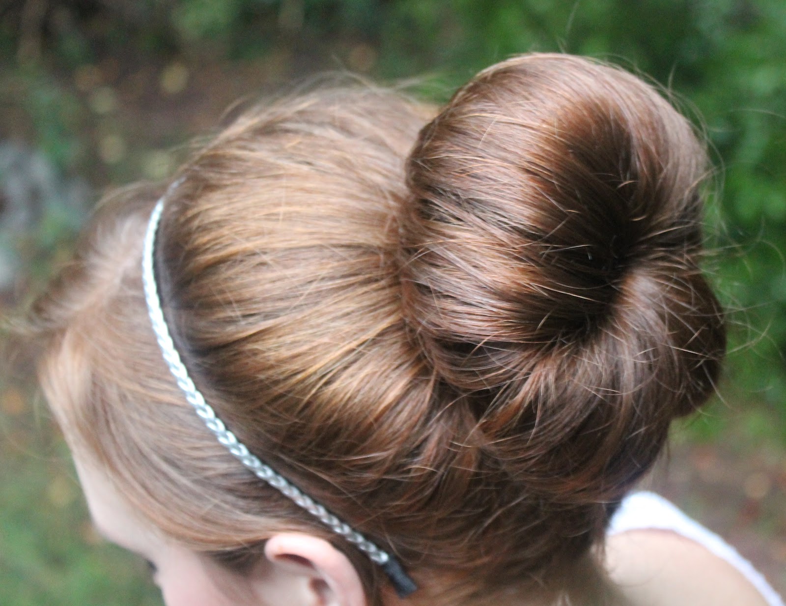 Hair Tutorial The Fun Bun Carolina Charm