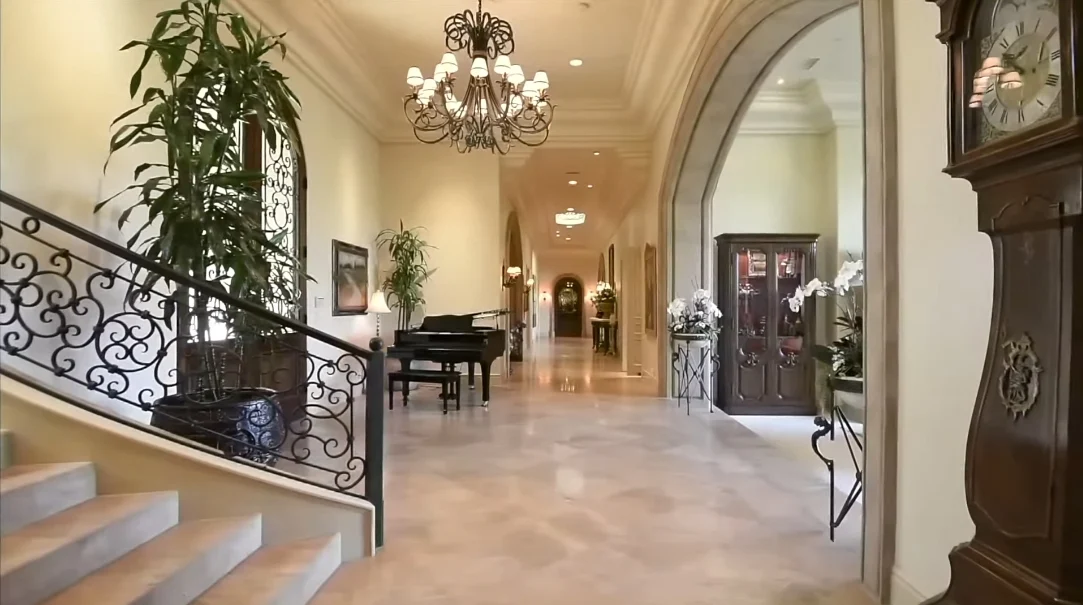 26 Interior Design Photos vs. 4724 El Aspecto, Rancho Santa Fe, CA Luxury Mansion Tour