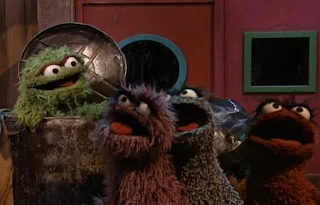 Oscar the Grouch sings Being Green. Sesame Street Best of Friends
